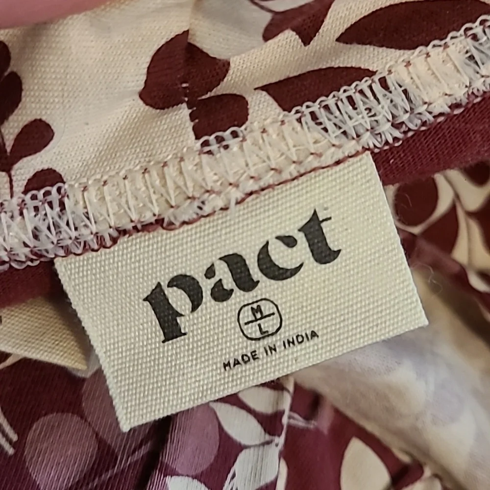 PACT Staycation Floral 3-Piece Lounge Set  In Organic Cotton Size Medium - Picture 9 of 10